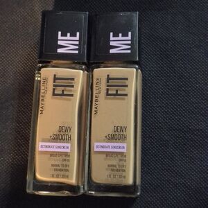 Maybelline Fit Me Dewy + Smooth Foundation